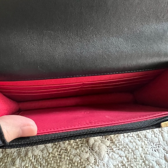 CHANEL Wallet on Chain - Picture 4 of 16